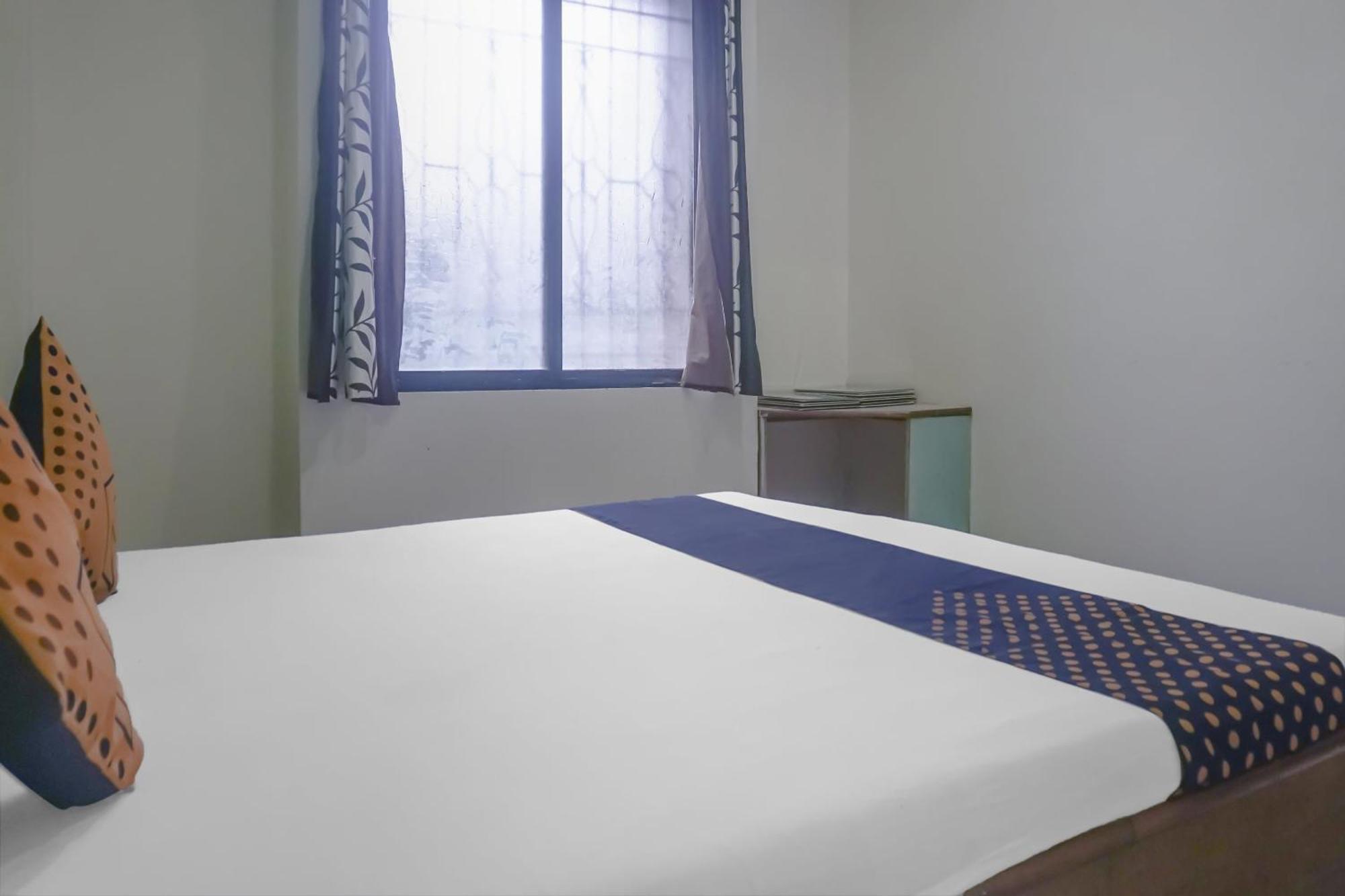 Hotel O Peacock Lodging Kharakvasla Luaran gambar